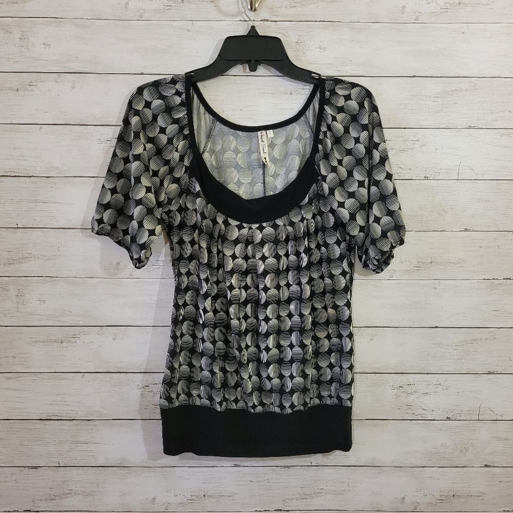 Boutique Brand Heart Soul Peasant Style Top‎ in Geometric Print Size Medium
